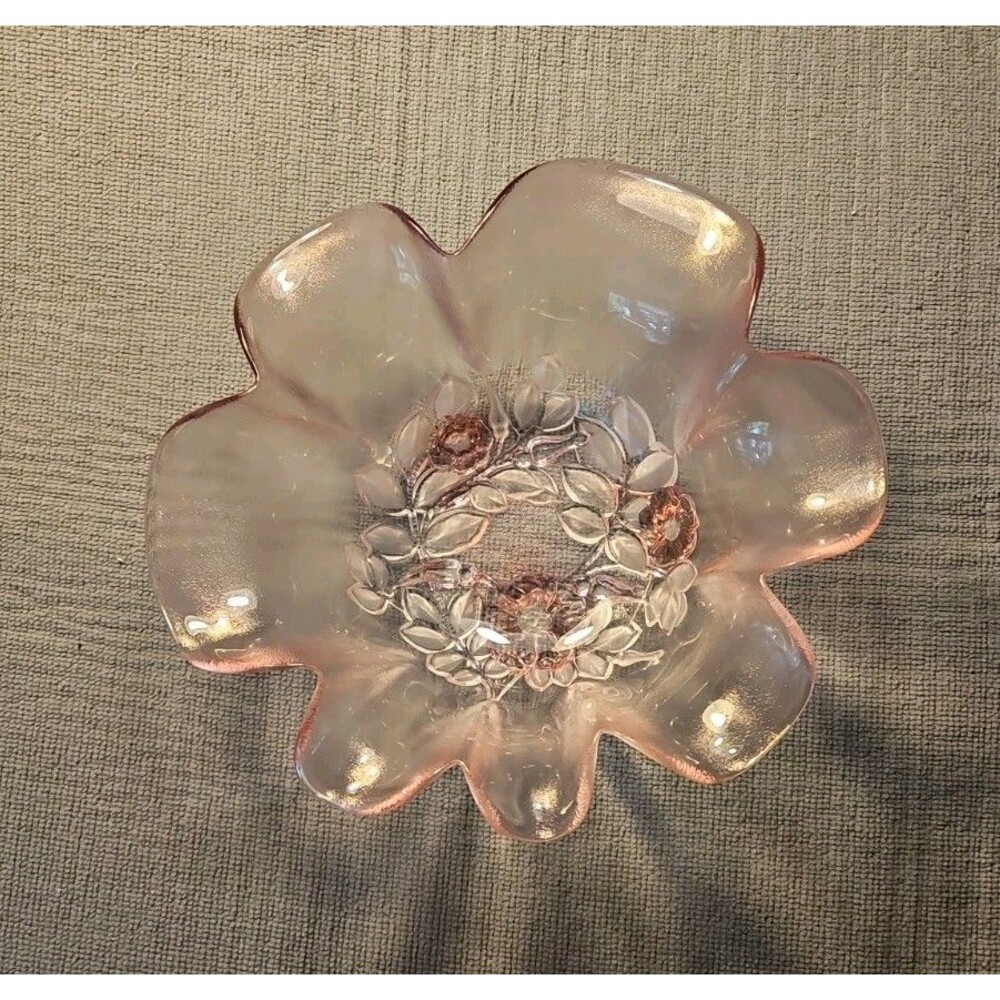 VTG Mikasa Walther-Glass Rosella Ruffle Edge Flower Bowl Pink Rose EUC Stunning